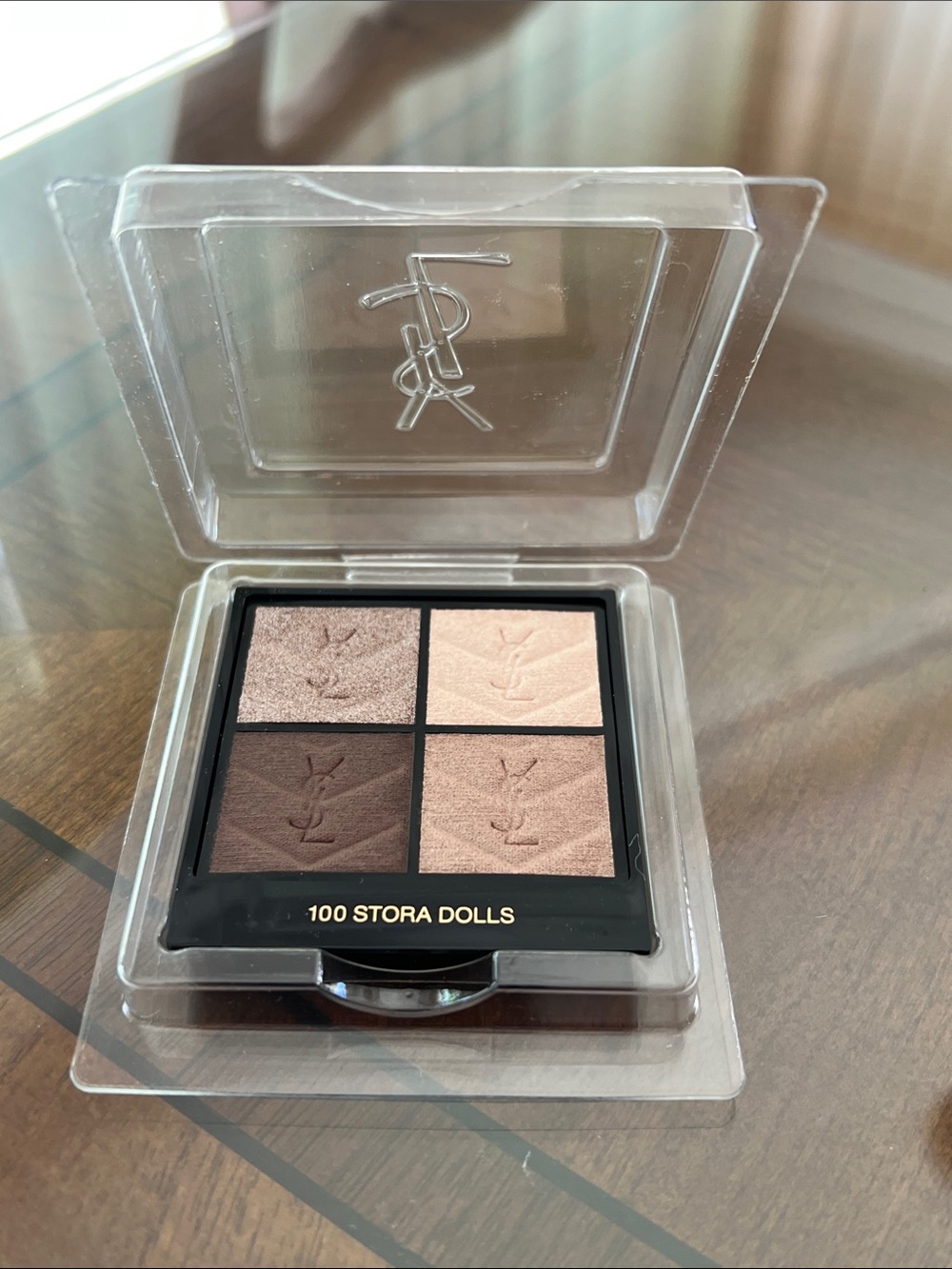 Yves Saint Laurent Couture Mini Clutch Eyeshadow Palette  100 -Stora Dolls